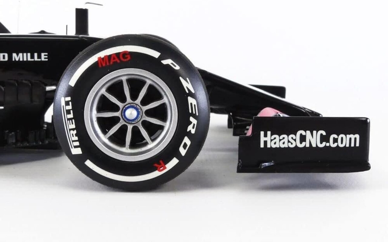 Formule 1 Haas F1 Team VF-20 FP1 Abu Dhabi 2020 - 1:18 - Minichamps Formule 1 Haas F1 Team VF-20 FP1 Abu Dhabi 2020 - 1:18 - Minichamps