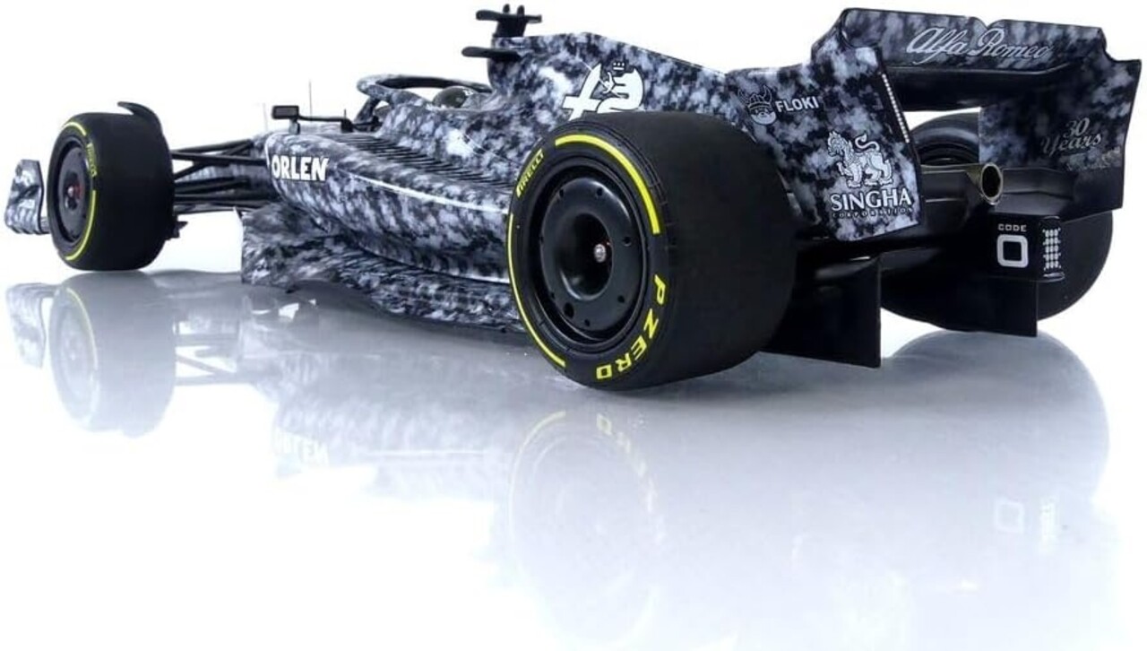 Formule 1 Alfa Romeo F1 Team Orlen C42 (G. Zhou) Testing Barcelona 2022 - 1:18 - Minichamps Formule 1 Alfa Romeo F1 Team Orlen C42 (G. Zhou) Testing Barcelona 2022 - 1:18 - Minichamps