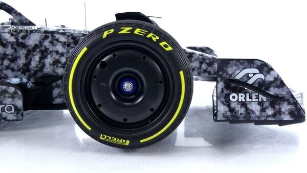 Formule 1 Alfa Romeo F1 Team Orlen C42 (G. Zhou) Testing Barcelona 2022 - 1:18 - Minichamps Formule 1 Alfa Romeo F1 Team Orlen C42 (G. Zhou) Testing Barcelona 2022 - 1:18 - Minichamps