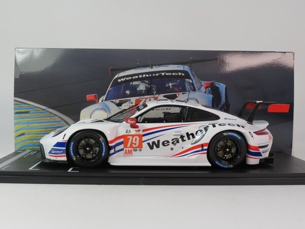 Porsche Porsche 911/991 RSR -19 4.2L #79 Team Weathertech Racing 2nd LMGTE AM Class 24H Le Mans 2022 - 1:18 - IXO Models Porsche Porsche 911/991 RSR -19 4.2L #79 Team Weathertech Racing 2nd LMGTE AM Class 24H Le Mans 2022 - 1:18 - IXO Models