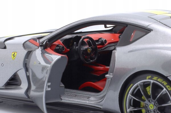 Ferrari Ferrari 812 Competizione - 1:18 - Bburago (Signature Series)