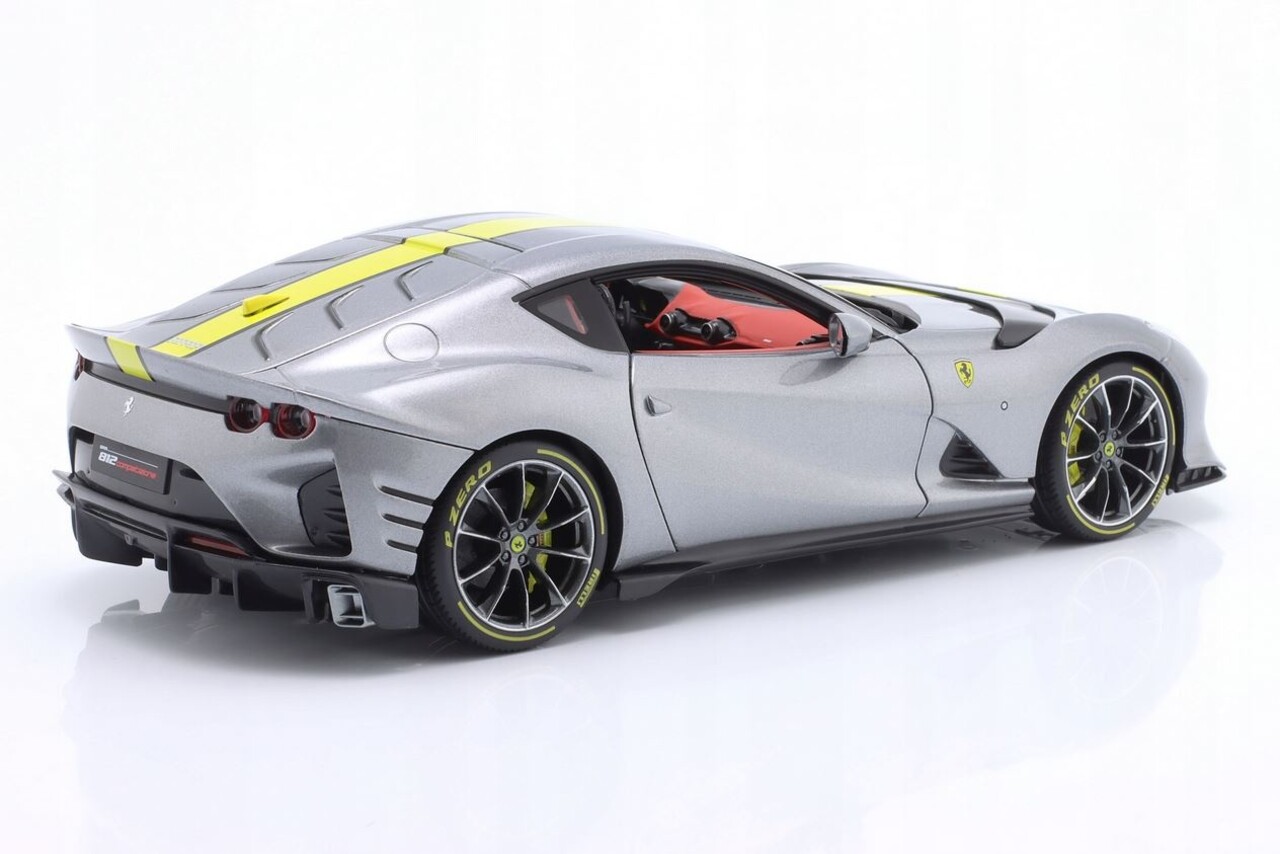 Ferrari Ferrari 812 Competizione - 1:18 - Bburago (Signature Series)