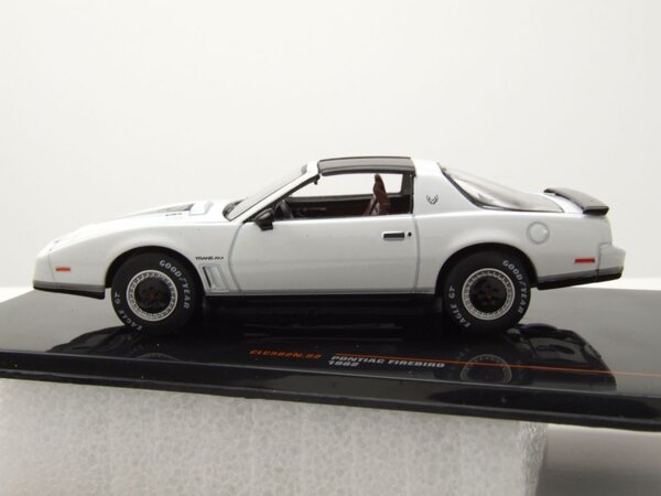 Pontiac Pontiac Firebird 1982 - 1:43 - IXO Models Pontiac Pontiac Firebird 1982 - 1:43 - IXO Models