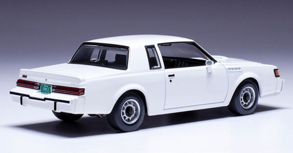 Pontiac Buick Grand National 1987 - 1:43 - IXO Models