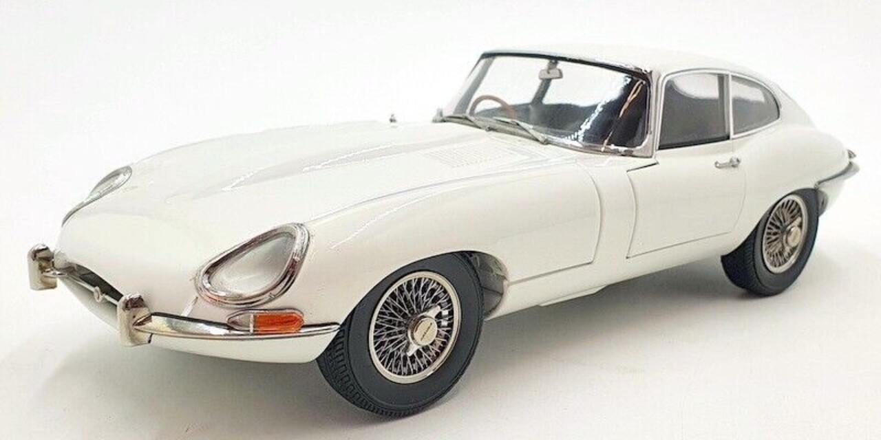 Jaguar Jaguar E Type RHD 3.8L MKI 1961 - 1:18 - Kyosho Jaguar Jaguar E Type RHD 3.8L MKI 1961 - 1:18 - Kyosho