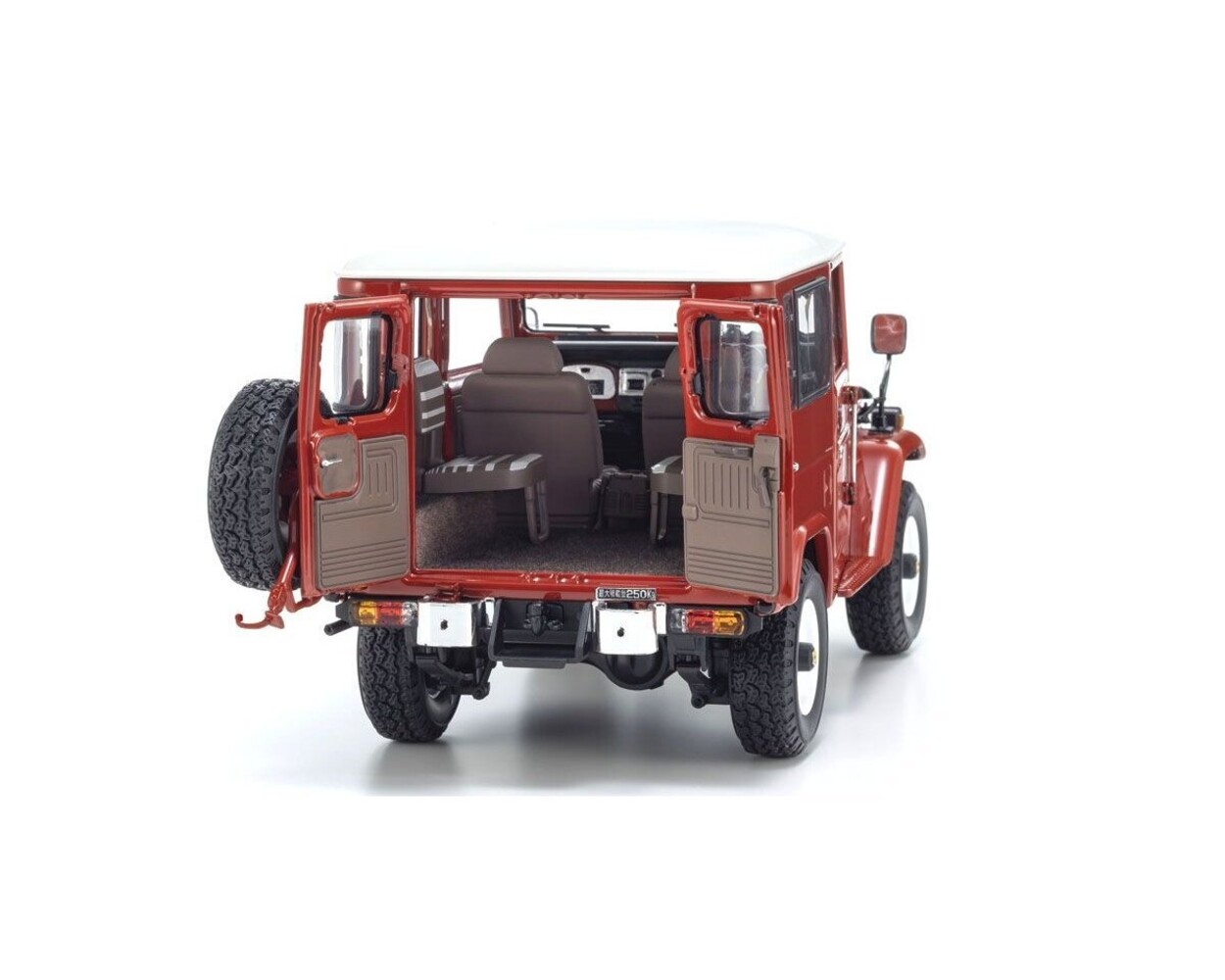 Toyota Toyota FJ40 Land Cruiser 1980 - 1:18 - Kyosho Toyota Toyota FJ40 Land Cruiser 1980 - 1:18 - Kyosho