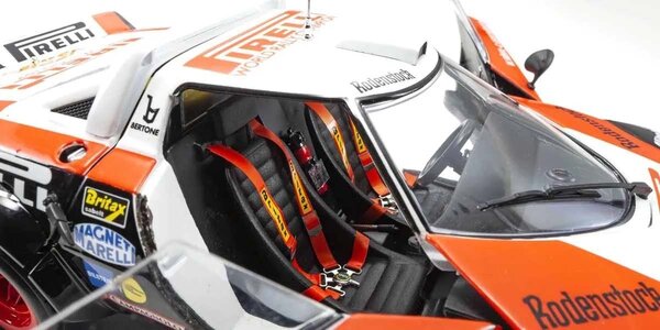 Lancia Lancia Stratos HF #1 Olio Fiat VS Corse (Night Version) Rally Hunsrück 1978 - 1:18 - Kyosho Lancia Lancia Stratos HF #1 Olio Fiat VS Corse (Night Version) Rally Hunsrück 1978 - 1:18 - Kyosho