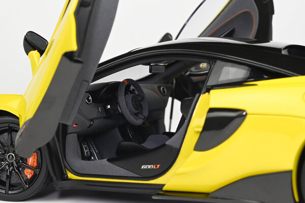 McLaren McLaren 600LT 2018 - 1:18 - LCD Models McLaren McLaren 600LT 2018 - 1:18 - LCD Models