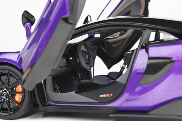 McLaren McLaren 600LT 2018 - 1:18 - LCD Models McLaren McLaren 600LT 2018 - 1:18 - LCD Models