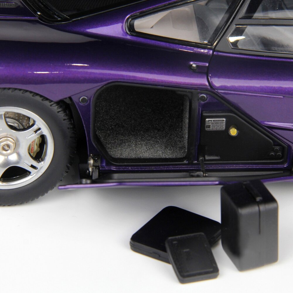 McLaren McLaren F-1 XP5 1993 - 1:18 - LCD Models McLaren McLaren F-1 XP5 1993 - 1:18 - LCD Models