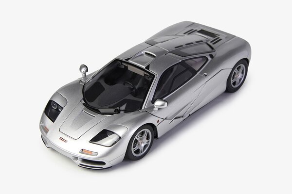 McLaren McLaren F-1 XP5 1993 - 1:18 - LCD Models McLaren McLaren F-1 XP5 1993 - 1:18 - LCD Models