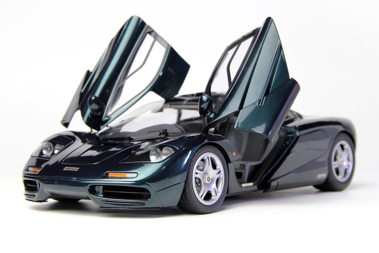 McLaren McLaren F-1 XP5 1993 - 1:18 - LCD Models McLaren McLaren F-1 XP5 1993 - 1:18 - LCD Models