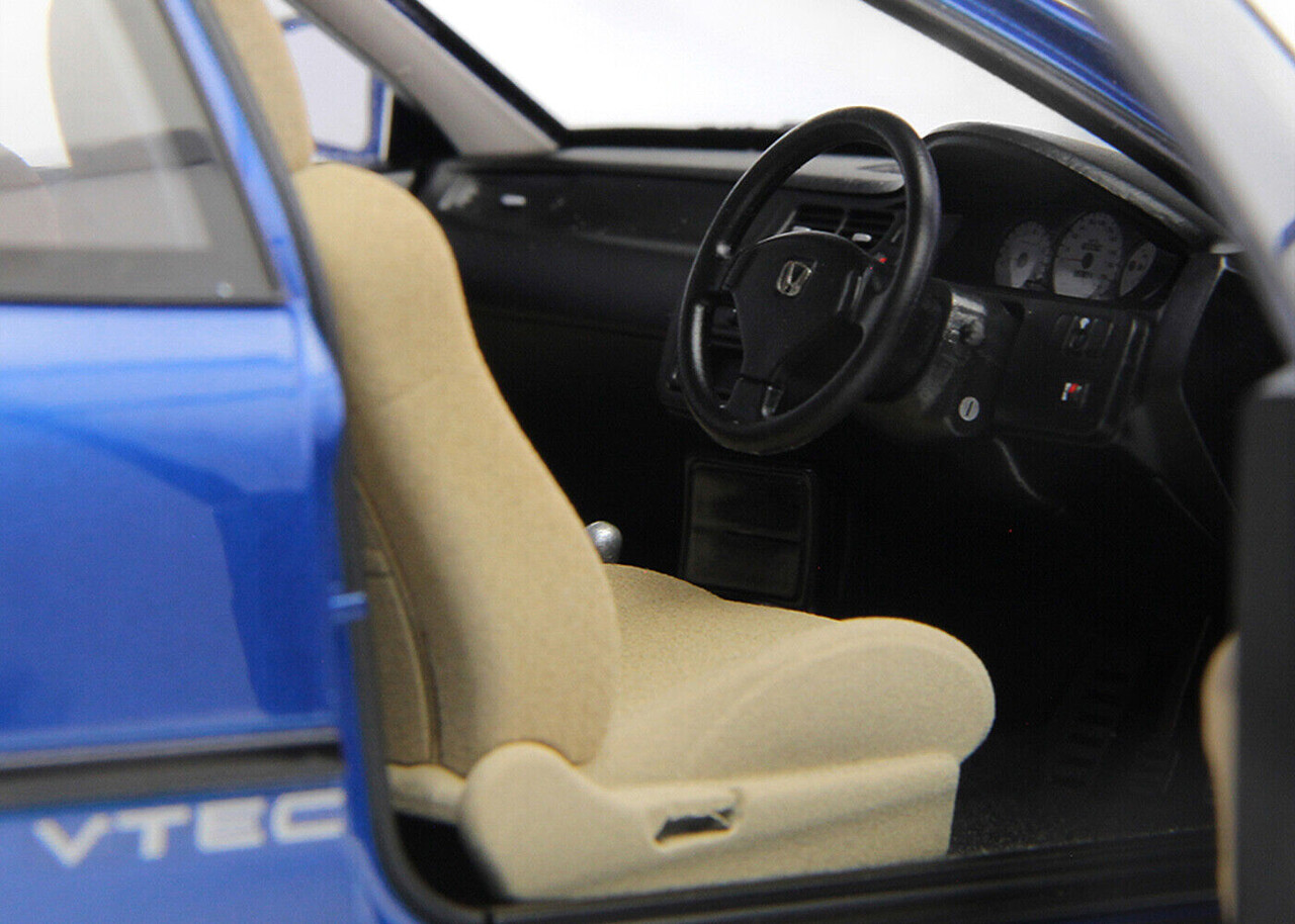 Honda Honda Civic SIR II EG6 VTEC 1993 + Lift + Keychain - 1:18 - LCD Model