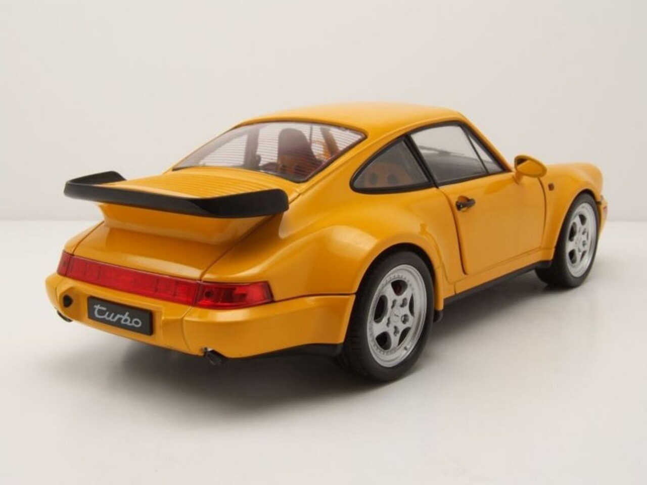 Porsche Porsche 911/964 Turbo 1989 - 1:18 - Welly Porsche Porsche 911/964 Turbo 1989 - 1:18 - Welly