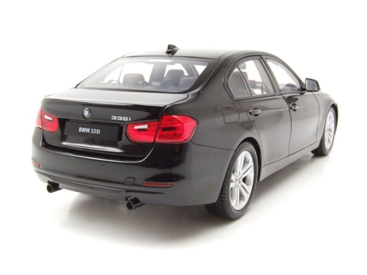BMW BMW 3-Series  335i  2012 - 1:18 - Welly BMW BMW 3-Series  335i  2012 - 1:18 - Welly