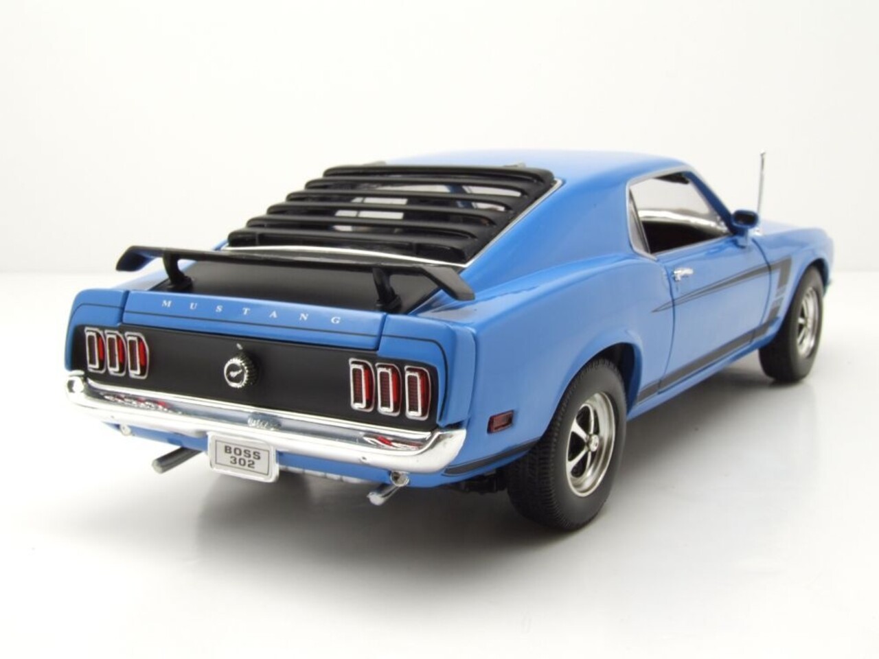 Ford Ford Mustang Boss 1969 - 1:18 - Welly Ford Ford Mustang Boss 1969 - 1:18 - Welly