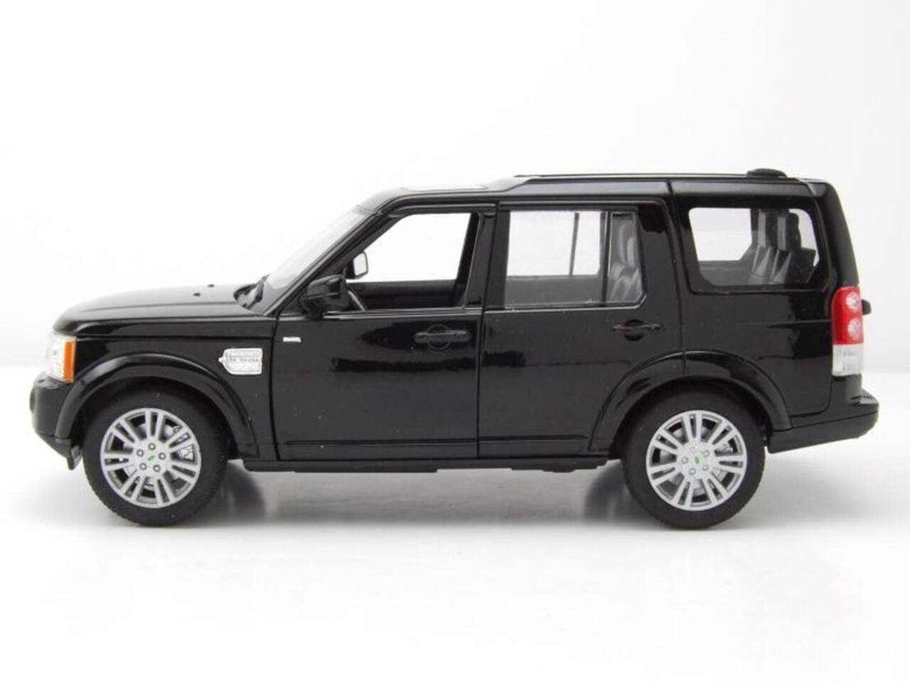 Land Rover Land Rover Discovery 2010 - 1:24 - Welly Land Rover Land Rover Discovery 2010 - 1:24 - Welly