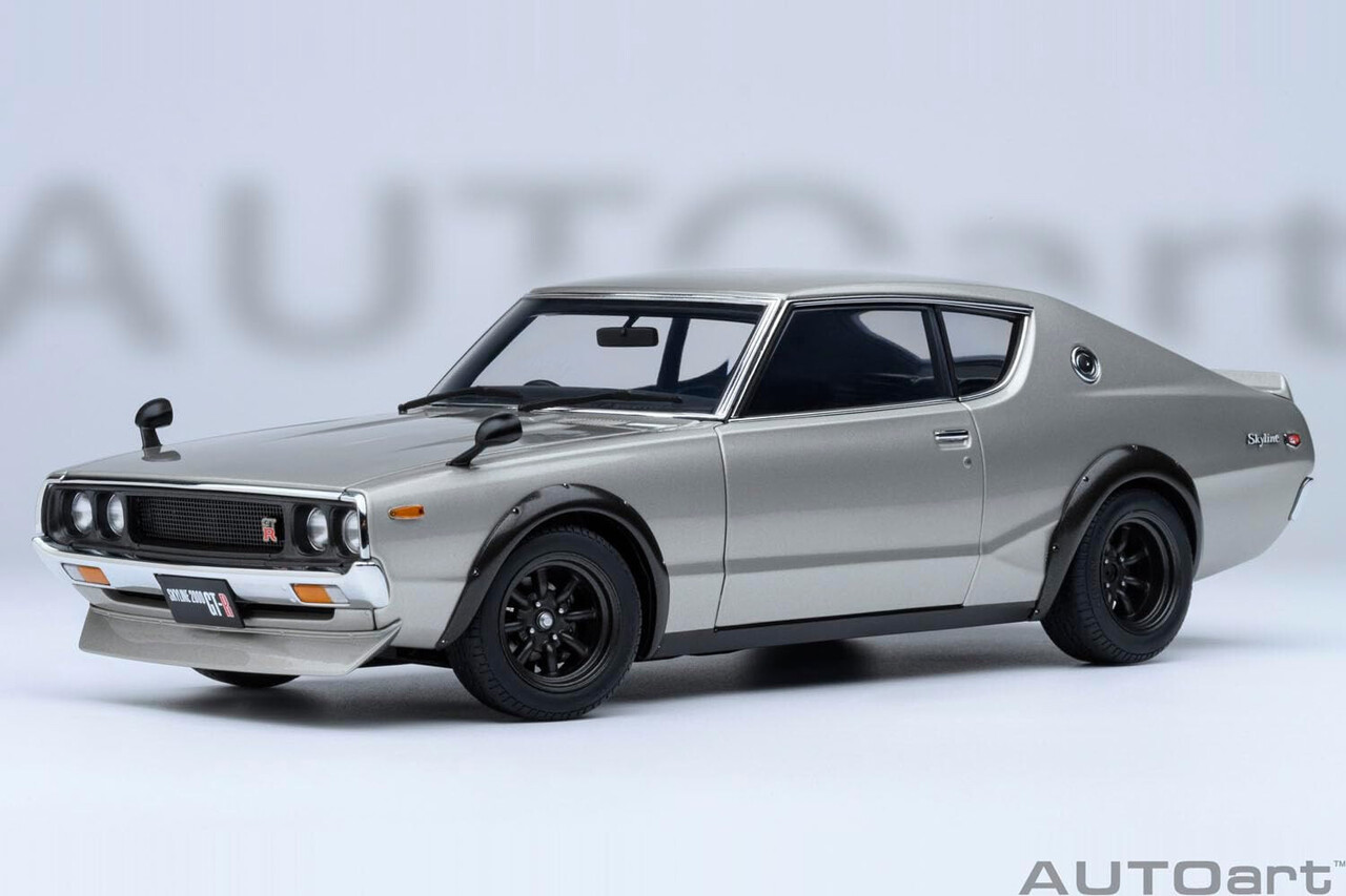 Nissan Nissan Skyline 2000GT-R Tuned Version 1973  - 1:18 - AUTOart Nissan Nissan Skyline 2000GT-R Tuned Version 1973  - 1:18 - AUTOart