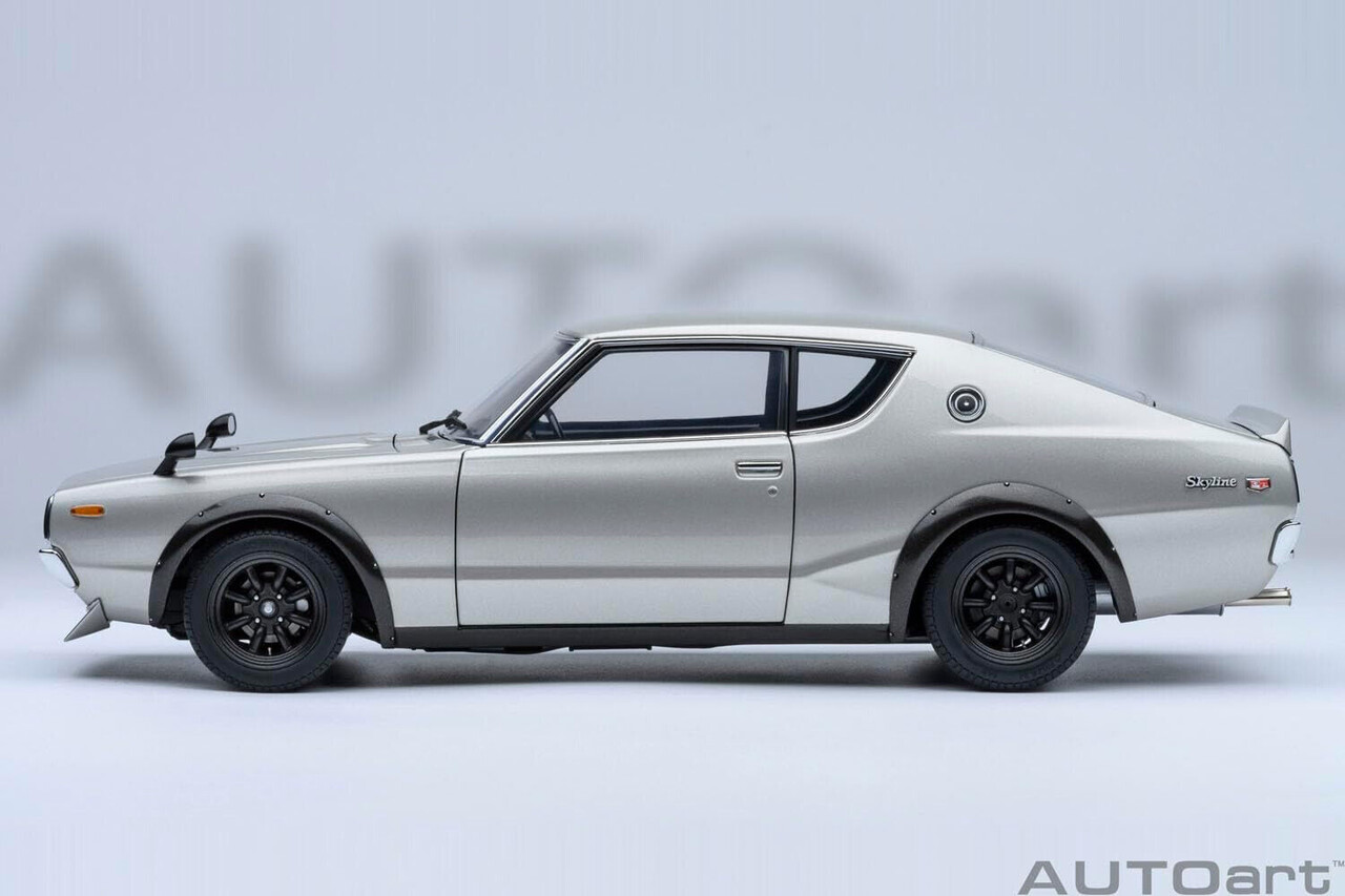 Nissan Nissan Skyline 2000GT-R Tuned Version 1973  - 1:18 - AUTOart Nissan Nissan Skyline 2000GT-R Tuned Version 1973  - 1:18 - AUTOart