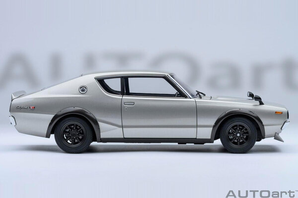 Nissan Nissan Skyline 2000GT-R Tuned Version 1973  - 1:18 - AUTOart Nissan Nissan Skyline 2000GT-R Tuned Version 1973  - 1:18 - AUTOart