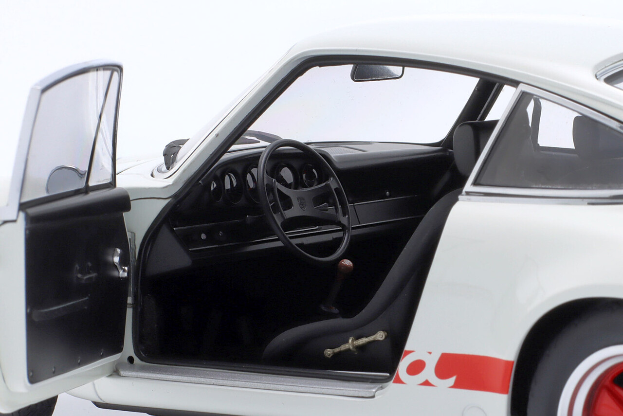 Porsche Porsche 911 Carrera 2.7 RS 'The Circuit Wolf' - 1:18 - AUTOart Porsche Porsche 911 Carrera 2.7 RS 'The Circuit Wolf' - 1:18 - AUTOart