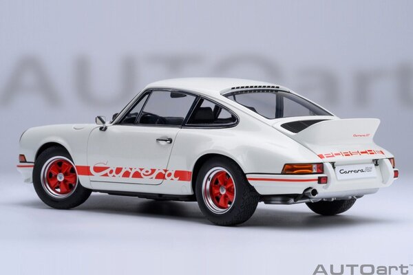 Porsche Porsche 911 Carrera 2.7 RS Grand Prix White + Red Stripes - 1:18 - AUTOart Porsche Porsche 911 Carrera 2.7 RS Grand Prix White + Red Stripes - 1:18 - AUTOart