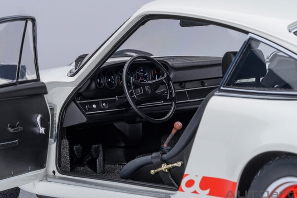 Porsche Porsche 911 Carrera 2.7 RS Grand Prix White + Red Stripes - 1:18 - AUTOart Porsche Porsche 911 Carrera 2.7 RS Grand Prix White + Red Stripes - 1:18 - AUTOart