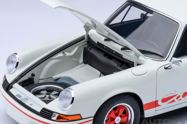 Porsche Porsche 911 Carrera 2.7 RS Grand Prix White + Red Stripes - 1:18 - AUTOart Porsche Porsche 911 Carrera 2.7 RS Grand Prix White + Red Stripes - 1:18 - AUTOart