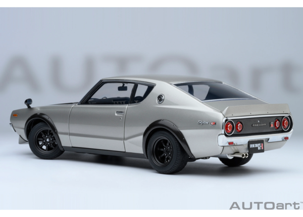 Nissan Nissan Skyline 2000GT-R Tuned Version 1973  - 1:18 - AUTOart Nissan Nissan Skyline 2000GT-R Tuned Version 1973  - 1:18 - AUTOart