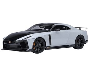 Nissan Nissan GT-R50 by ItalDesign 2021 - 1:18 - AUTOart Nissan Nissan GT-R50 by ItalDesign 2021 - 1:18 - AUTOart