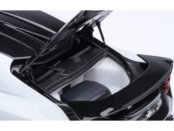Nissan Nissan GT-R50 by ItalDesign 2021 - 1:18 - AUTOart Nissan Nissan GT-R50 by ItalDesign 2021 - 1:18 - AUTOart