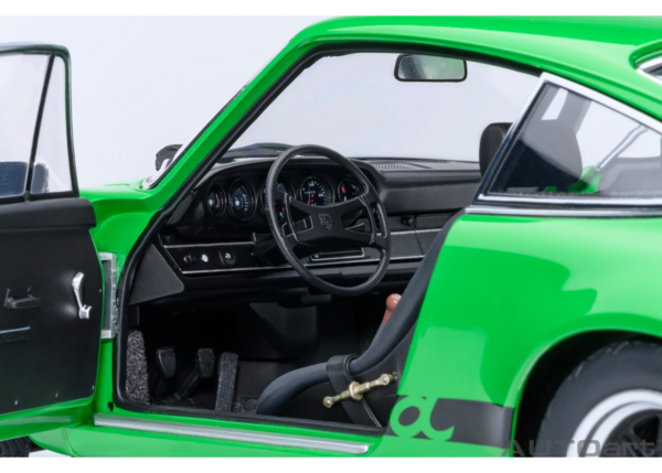 Porsche Porsche 911 Carrera RS 2.7 Coupe 1973 - 1:18 - AUTOart Porsche Porsche 911 Carrera RS 2.7 Coupe 1973 - 1:18 - AUTOart