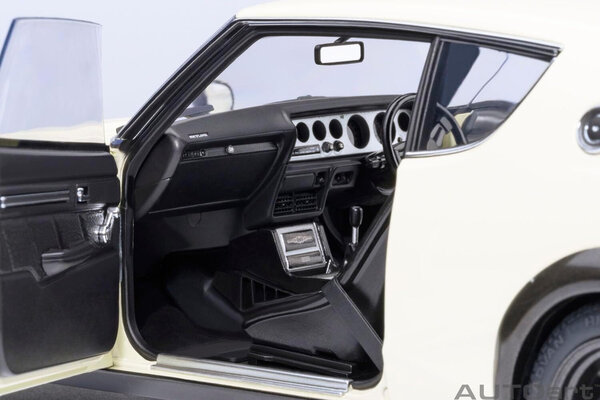 Nissan Nissan Skyline 2000GT-R Tuned Version 1973  - 1:18 - AUTOart Nissan Nissan Skyline 2000GT-R Tuned Version 1973  - 1:18 - AUTOart