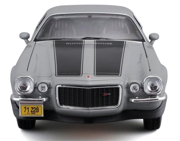 Chevrolet Chevrolet Camaro 1971 - 1:18 - Maisto Chevrolet Chevrolet Camaro 1971 - 1:18 - Maisto