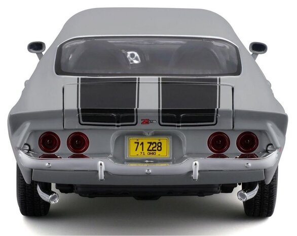 Chevrolet Chevrolet Camaro 1971 - 1:18 - Maisto Chevrolet Chevrolet Camaro 1971 - 1:18 - Maisto