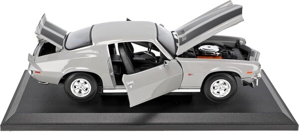 Chevrolet Chevrolet Camaro 1971 - 1:18 - Maisto Chevrolet Chevrolet Camaro 1971 - 1:18 - Maisto