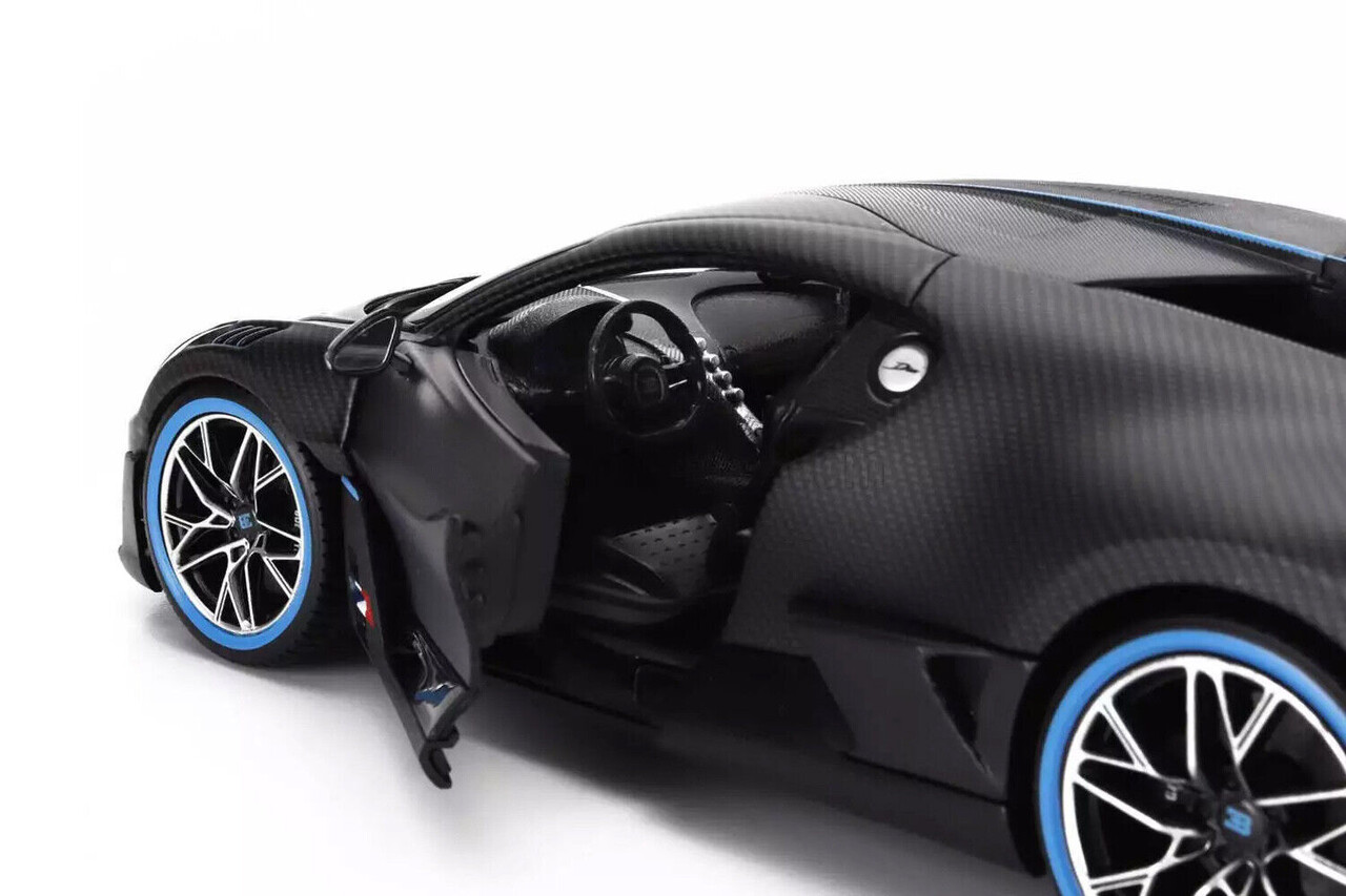 Bugatti Bugatti Divo 2018 50th Anniversary Bburago - 1:18 - Bburago Bugatti Bugatti Divo 2018 50th Anniversary Bburago - 1:18 - Bburago