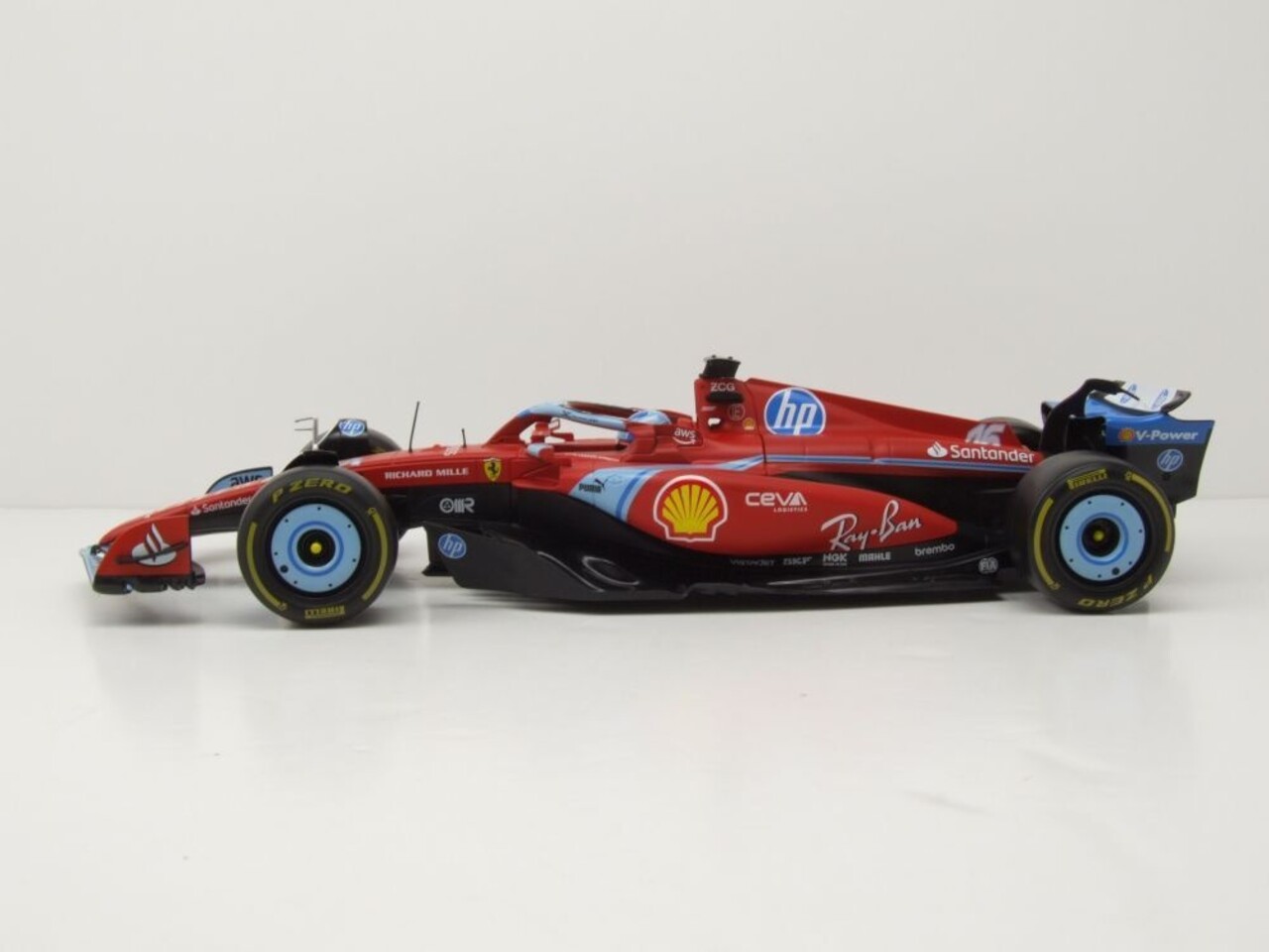 Formule 1 Ferrari F1 SF-24 #16 Team Scuderia Ferrari 3rd GP Miami 2024 (C.Leclerc) - 1:18 - Bburago