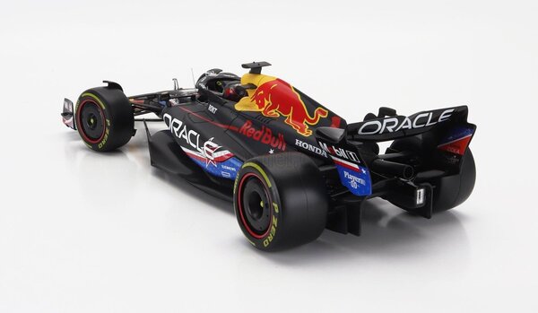 Formule 1 Oracle Red Bull Racing RB19 #1 World Champion GP Austin USA 2023 (M.Verstappen)- 1:18 - Bburago Formule 1 Oracle Red Bull Racing RB19 #1 World Champion GP Austin USA 2023 (M.Verstappen)- 1:18 - Bburago