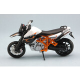 KTM KTM 990 Supermoto 2011 - 1:18 - Bburago KTM KTM 990 Supermoto 2011 - 1:18 - Bburago