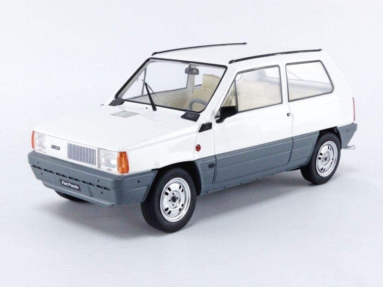 Fiat Fiat Panda 45 - 1:18 - KK Scale Fiat Fiat Panda 45 - 1:18 - KK Scale