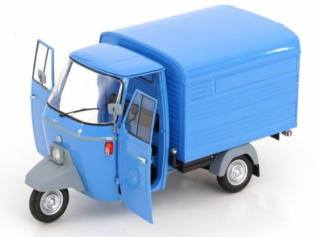 Ape Ape Piaggio P501 Van Closed 1979 - 1:18 - Mitica Ape Ape Piaggio P501 Van Closed 1979 - 1:18 - Mitica