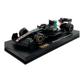 Formule 1 Alfa Romeo C43 #24 Team Stake GP Monza 2023 (G.Zhou) + Pilot + Showcase - 1:43 - Bburago Formule 1 Alfa Romeo C43 #24 Team Stake GP Monza 2023 (G.Zhou) + Pilot + Showcase - 1:43 - Bburago