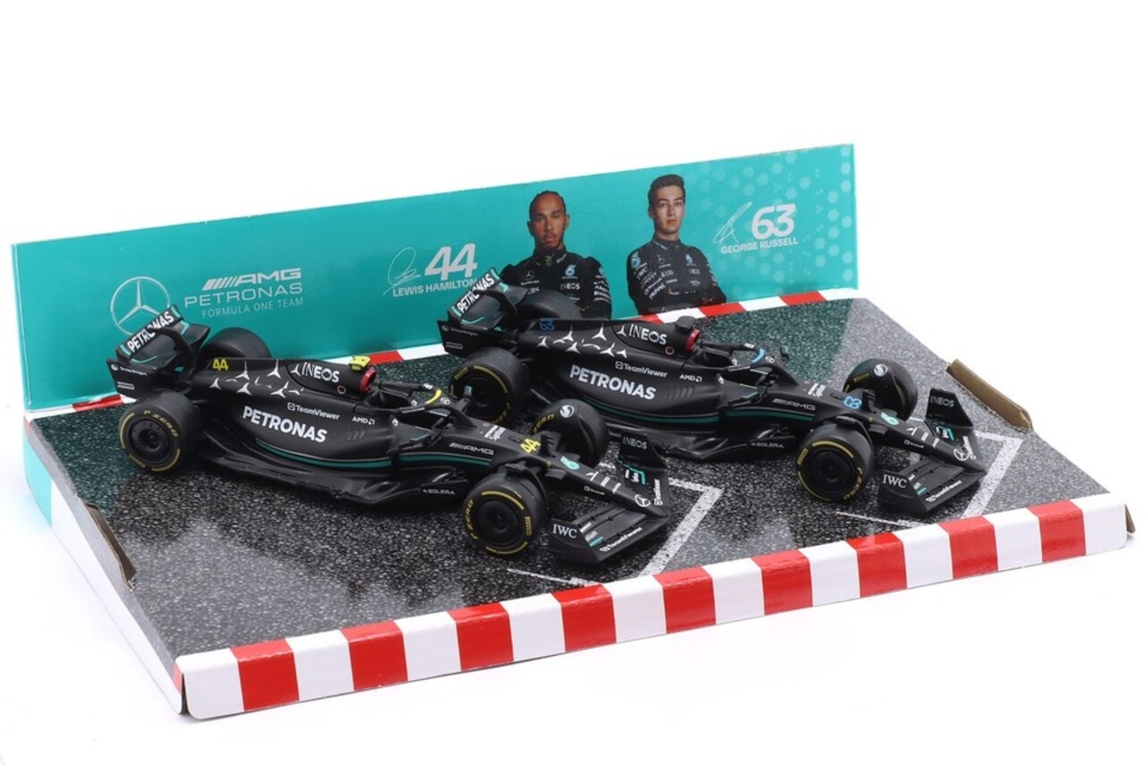 Formule 1 Mercedes-Benz F1  2X W14  Team AMG Petronas Season 2023 (L.Hamilton) + #63 Season 2023 (G.Russell) - 1:43 - Bburago