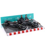 Formule 1 Mercedes-Benz F1 2X W14 Team AMG Petronas Season 2023 (L.Hamilton) + #63 Season 2023 (G.Russell) - 1:43 - Bburago Formule 1 Mercedes-Benz F1 2X W14 Team AMG Petronas Season 2023 (L.Hamilton) + #63 Season 2023 (G.Russell) - 1:43 - Bburago