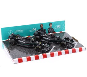 Formule 1 Mercedes-Benz F1  2X W14  Team AMG Petronas Season 2023 (L.Hamilton) + #63 Season 2023 (G.Russell) - 1:43 - Bburago Formule 1 Mercedes-Benz F1  2X W14  Team AMG Petronas Season 2023 (L.Hamilton) + #63 Season 2023 (G.Russell) - 1:43 - Bburago
