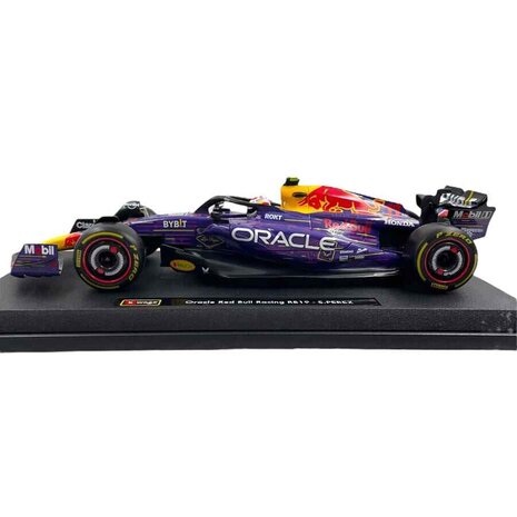 Formule 1 Red Bull F1 RB19 #11 Red Bull Racing 3rd GP Las Vegas 2023 (S.Perez) + Pilot + Showcase - 1:43 - Bburago Formule 1 Red Bull F1 RB19 #11 Red Bull Racing 3rd GP Las Vegas 2023 (S.Perez) + Pilot + Showcase - 1:43 - Bburago