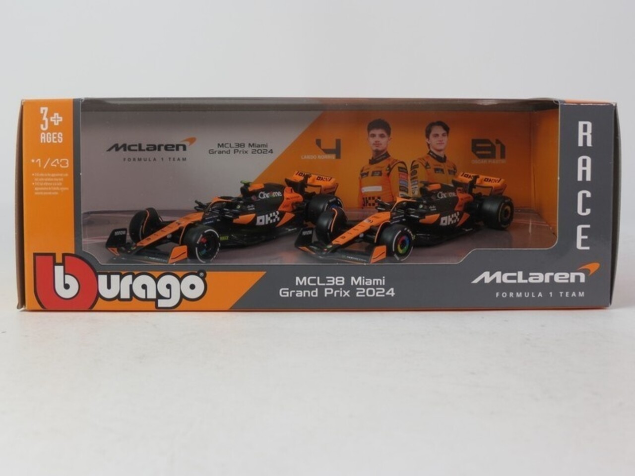 Formule 1 McLaren F1 2x MCL38 Team McLaren Season 2024 #4 (L.Norris) + #81 (O.Piastri)  - 1:43 - Bburago