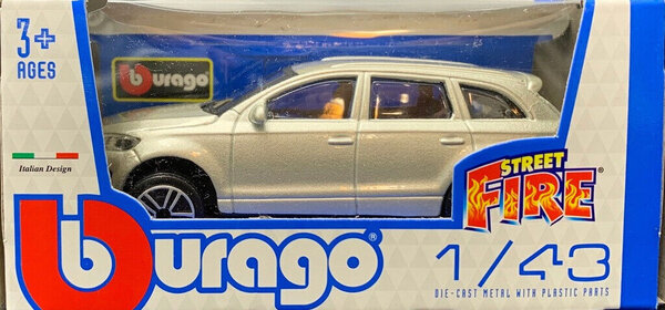 Audi Audi Q7 2011 - 1:43 - Bburago Audi Audi Q7 2011 - 1:43 - Bburago