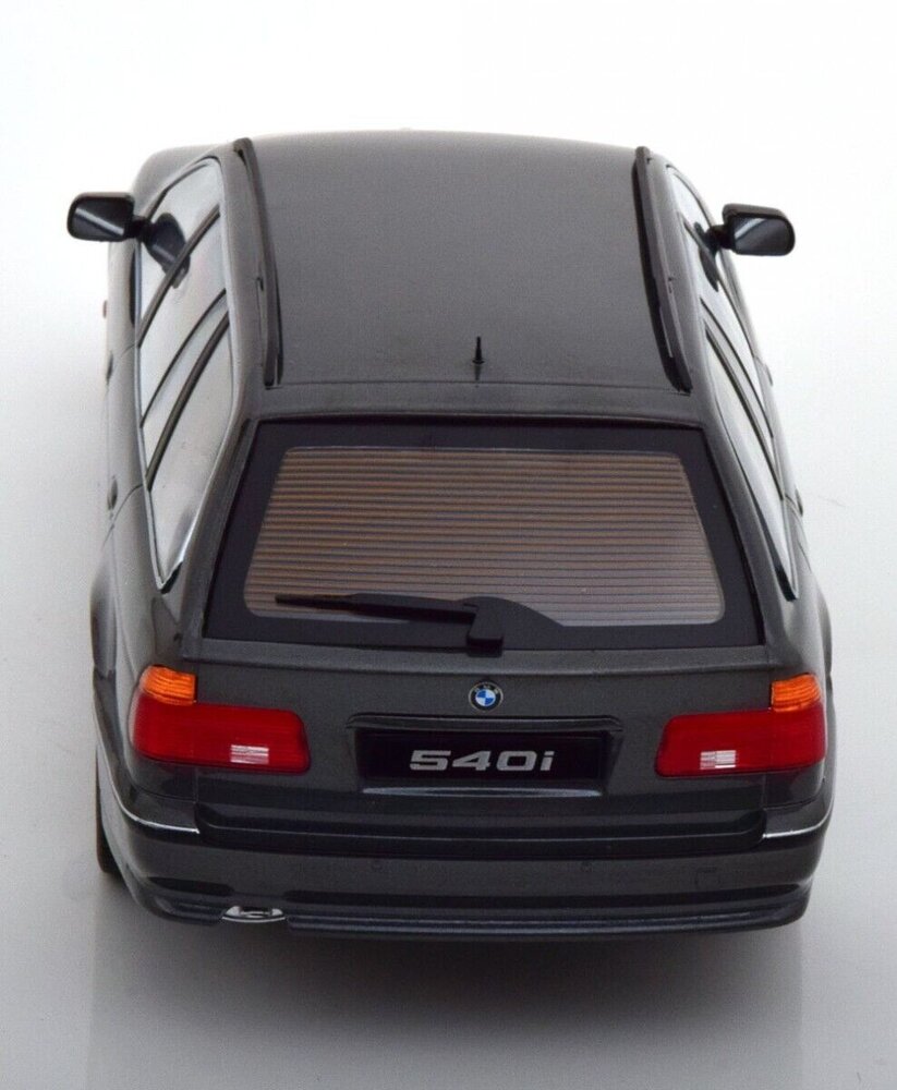 BMW BMW 5-Series 540i (E39) Touring SW Station Wagon 1997 - 1:18 - KK Scale